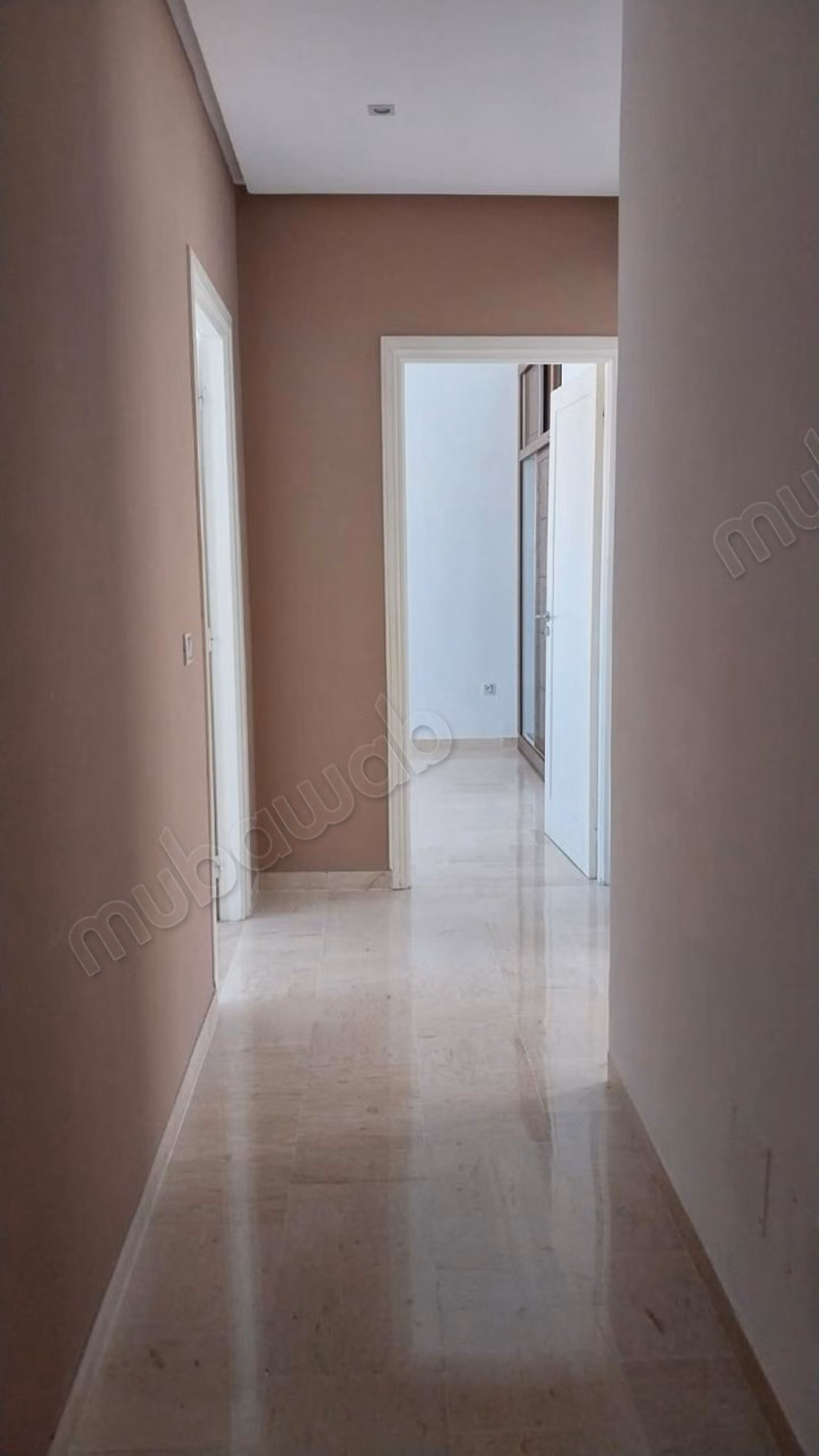 À Louer Appartement Haut Standing S3 
Radès Chatt