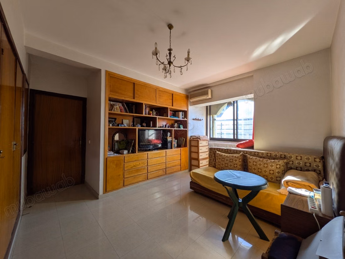 Vend appartement à Val Fleury. 
3 belles chambres. 
Ascenseur