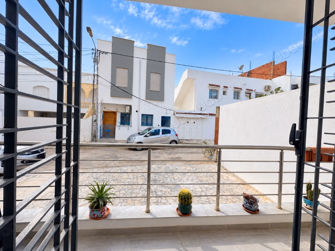 Appartement en vente à Hammamet Nord. Surface de 130 m². Meublé