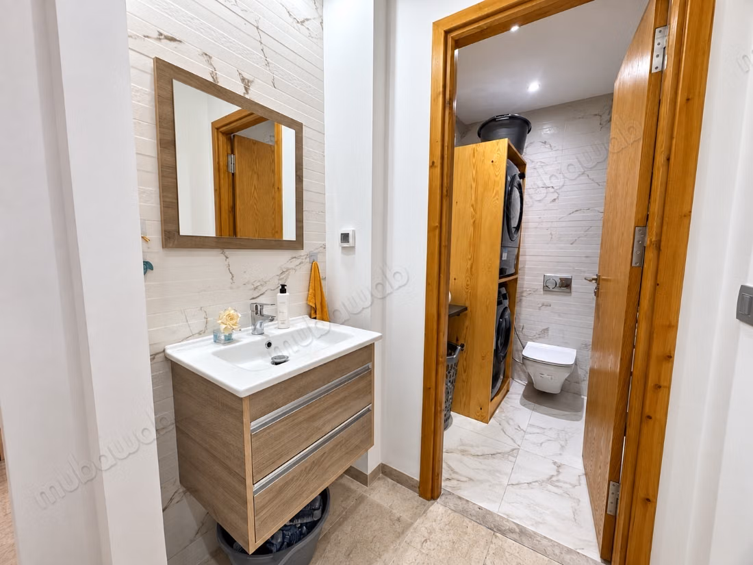 Appartement en vente à Hammamet Nord. Surface de 130 m². Meublé