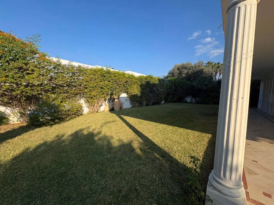 A louer une jolie villa à Gammarth supérieur