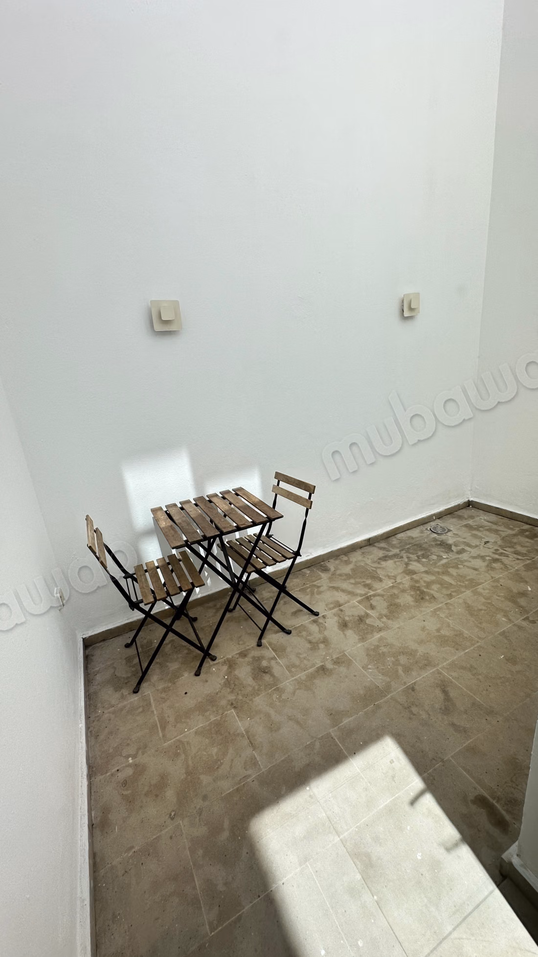 Very nice apartment for rent in Gauthier. 2 lovely rooms. Furnishings