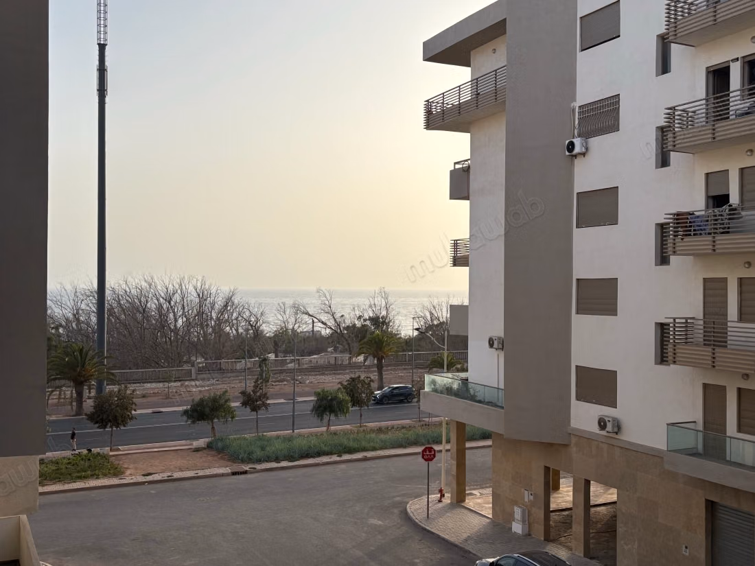 Très bel appartement en location à Anza.
Superficie 72 m².
Meublé