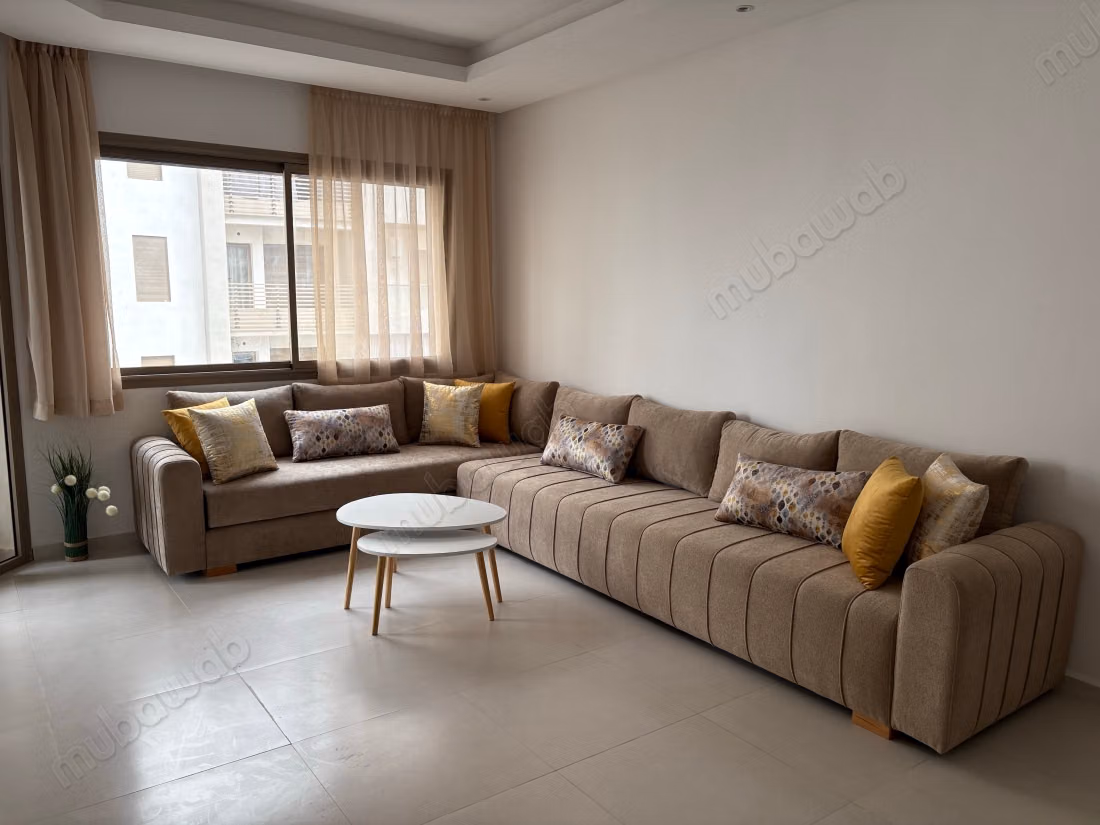 Très bel appartement en location à Anza.
Superficie 72 m².
Meublé