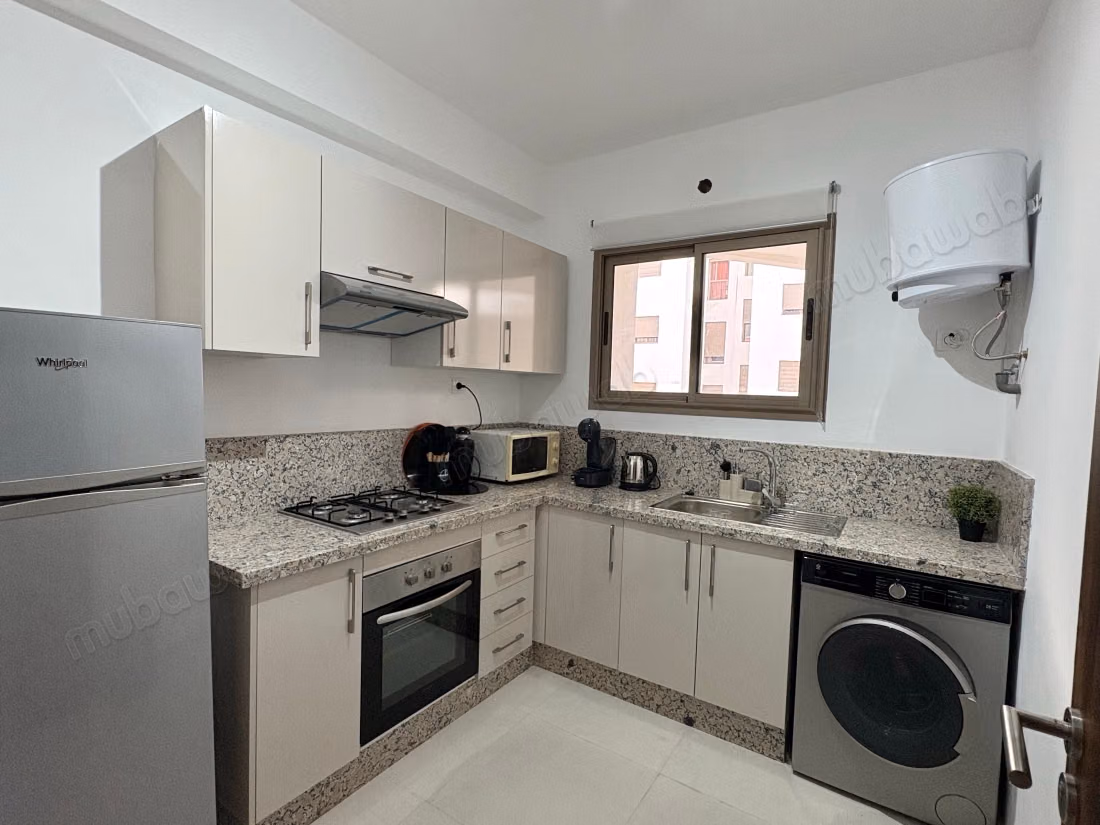 Très bel appartement en location à Anza.
Superficie 72 m².
Meublé