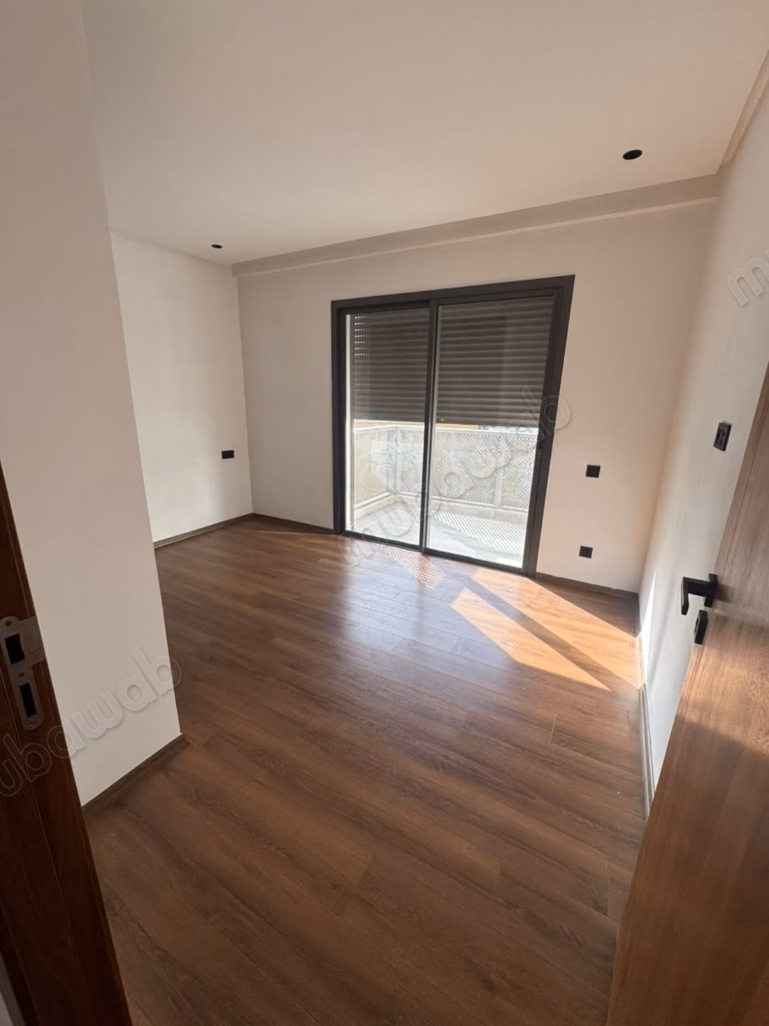 Apartment for rent in Casablanca Finance City. 3 pleasant rooms. Double glazing and central heating