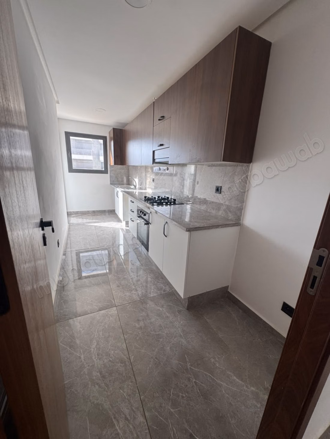 Apartment for rent in Casablanca Finance City. 3 pleasant rooms. Double glazing and central heating