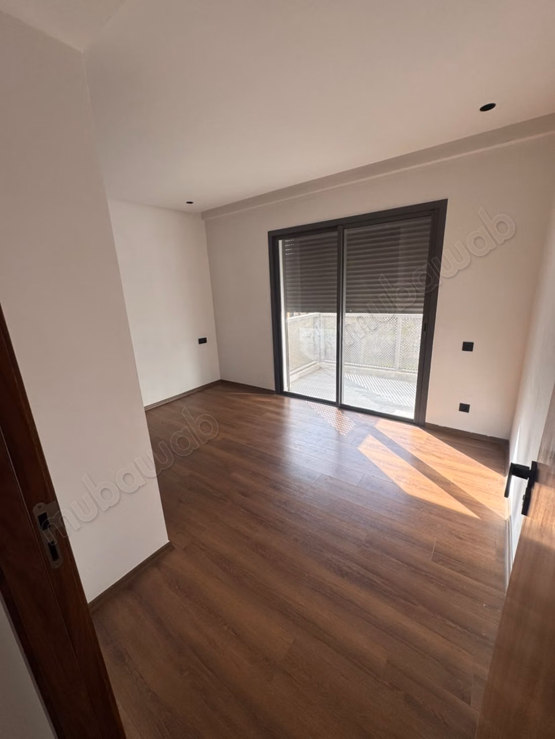 Apartment for rent in Casablanca Finance City. 3 pleasant rooms. Double glazing and central heating
