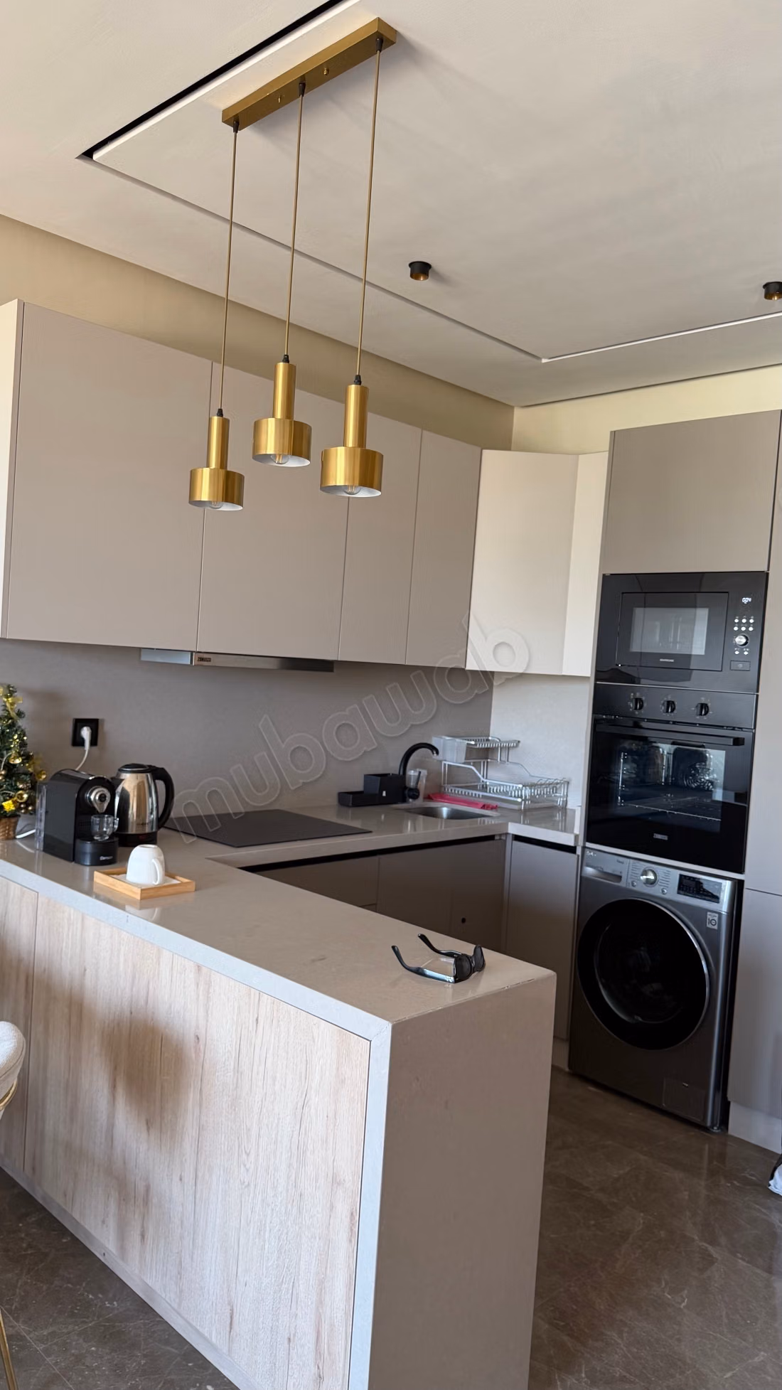 Appartement à louer à Ain Diab. 1 pièce. Meublé