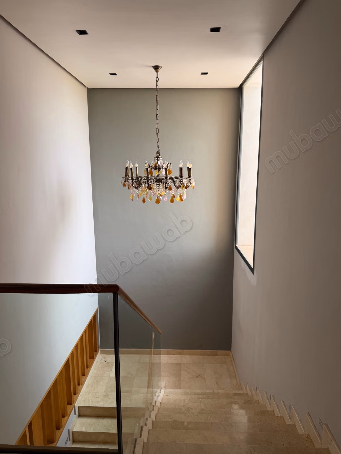 Charming Renovated Empty Villa in Green City