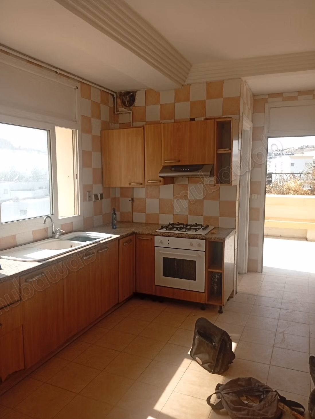 Vente ennasr2 s2 avec grande terrasse 80m²