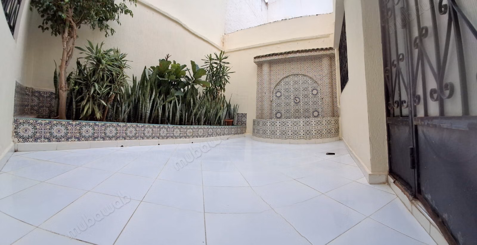 House for sale in Hay Chmaou. Area 140 m²