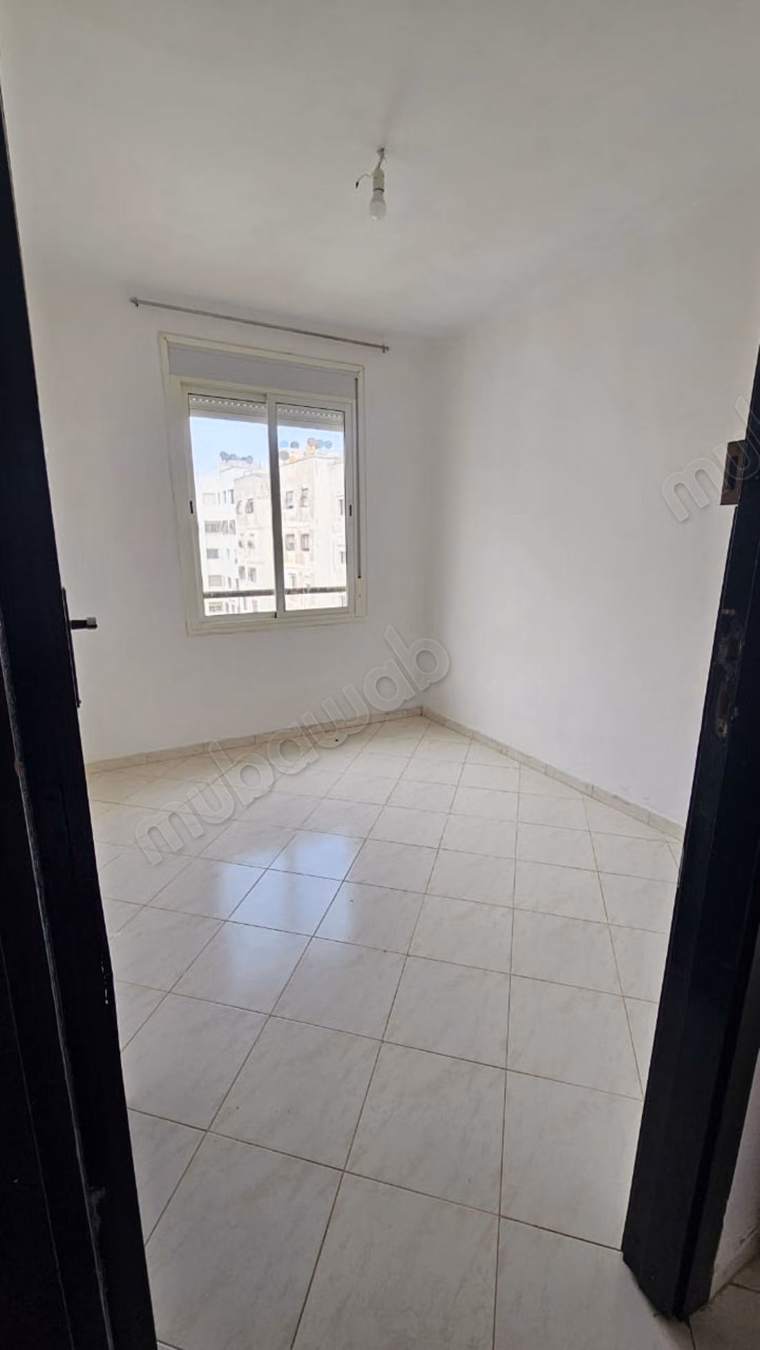 Apartment for sale in Dar Bouazza. 3 rooms. Elevator