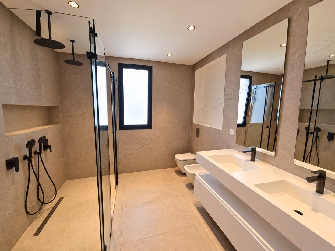 Magnifique Villa 4/5 Suites avec Piscine El Menzeh