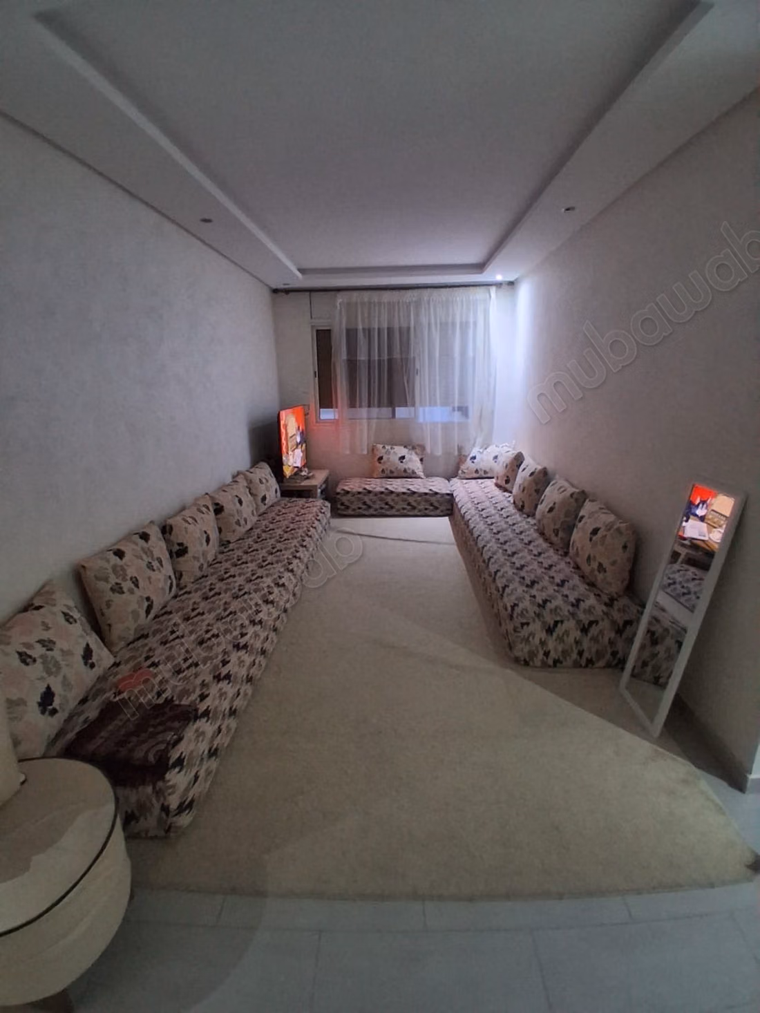 Appartement à louer à Pépinière. 
1 chambre. 
Meublé