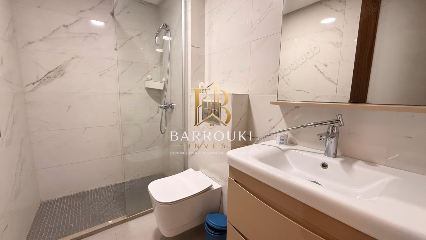 Furnished apartment 92 m² for sale on the waterfront in Dar Bouazza