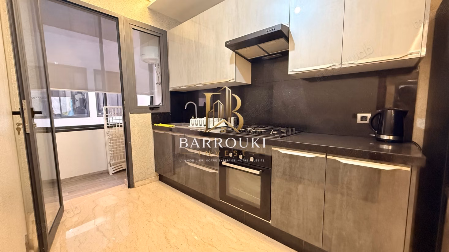 Furnished apartment 92 m² for sale on the waterfront in Dar Bouazza