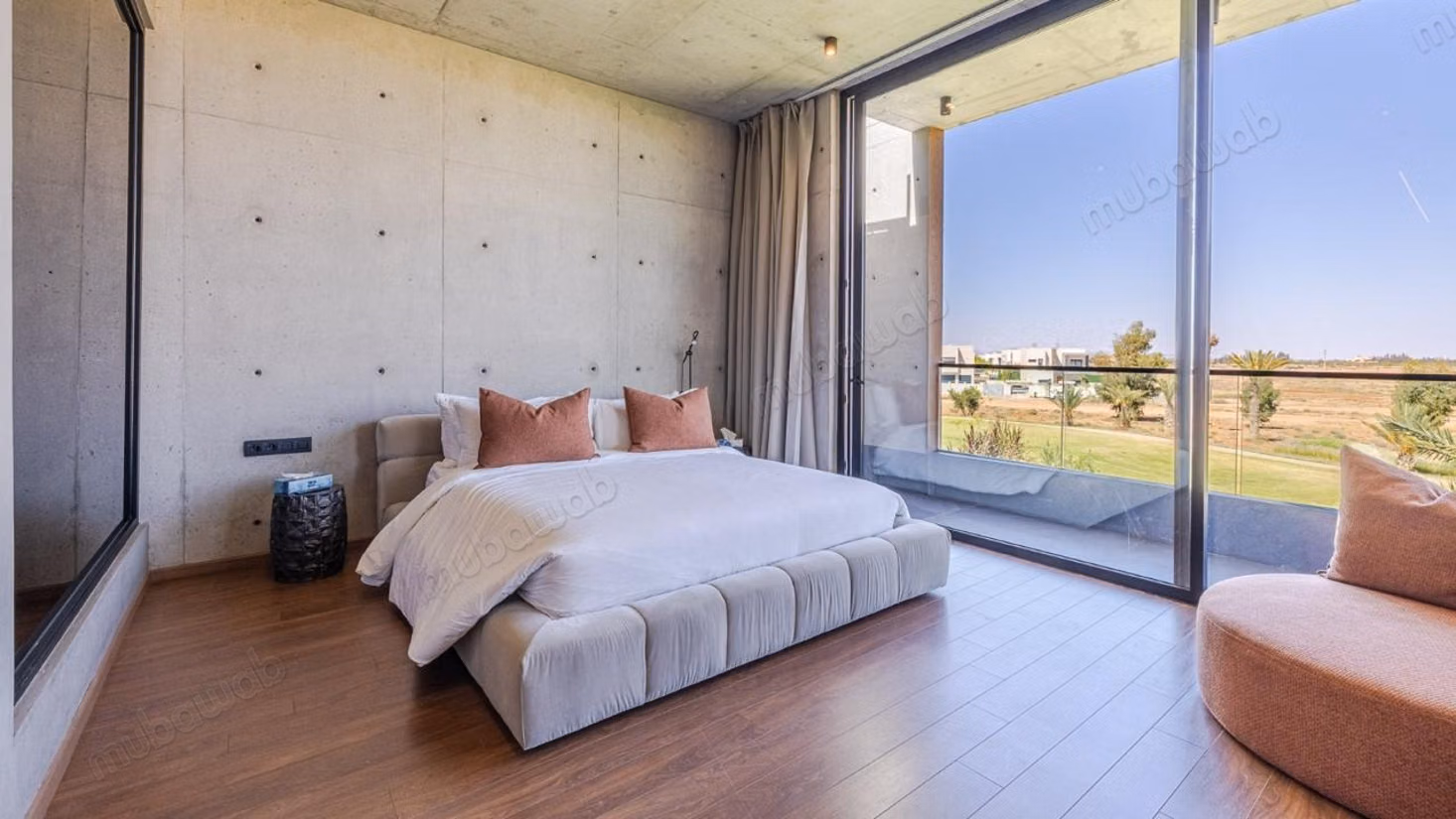 High-end house for sale in Agdal. 2 rooms. Well furnished