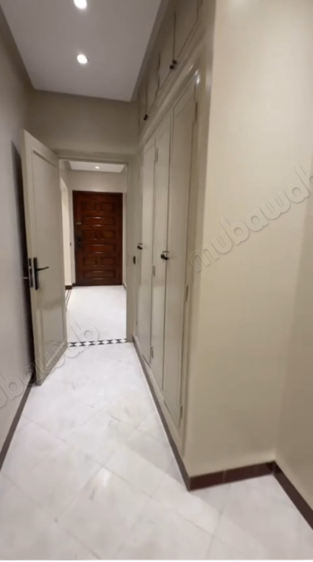 Empty apartment for rent in the city center of Marrakech