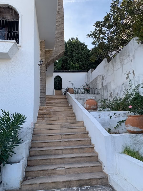 Villa 650 m² Bella Vista 7 Bedrooms Garden 4 Floors