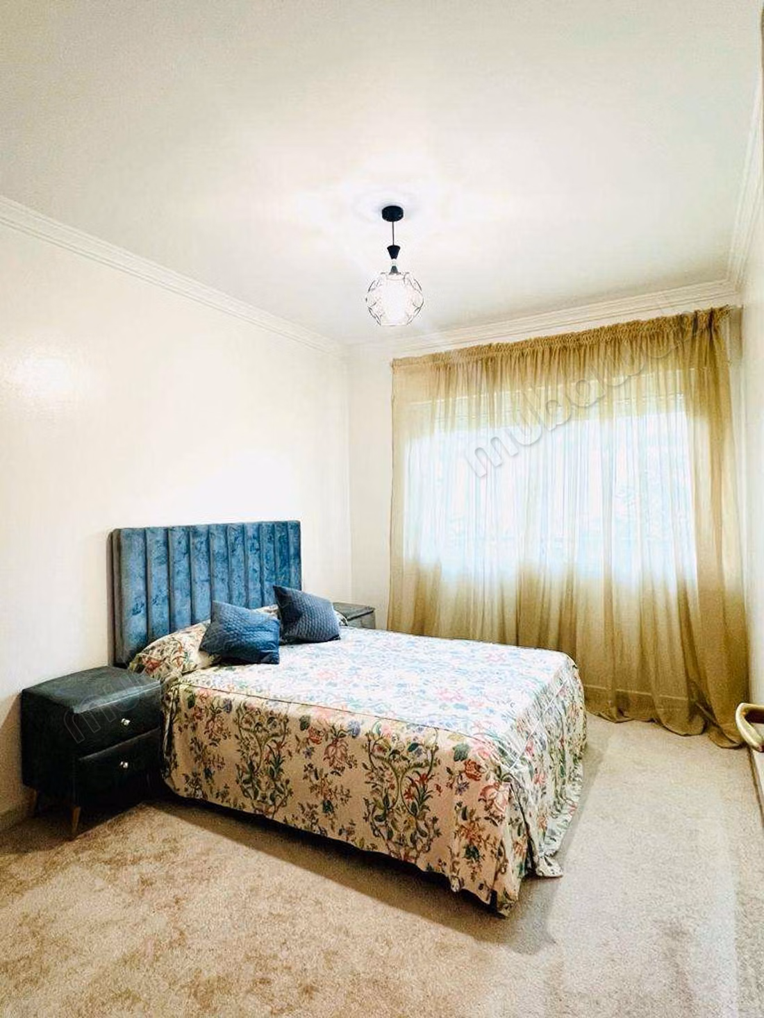 Apartment located in the Iberia neighborhood 168 m²