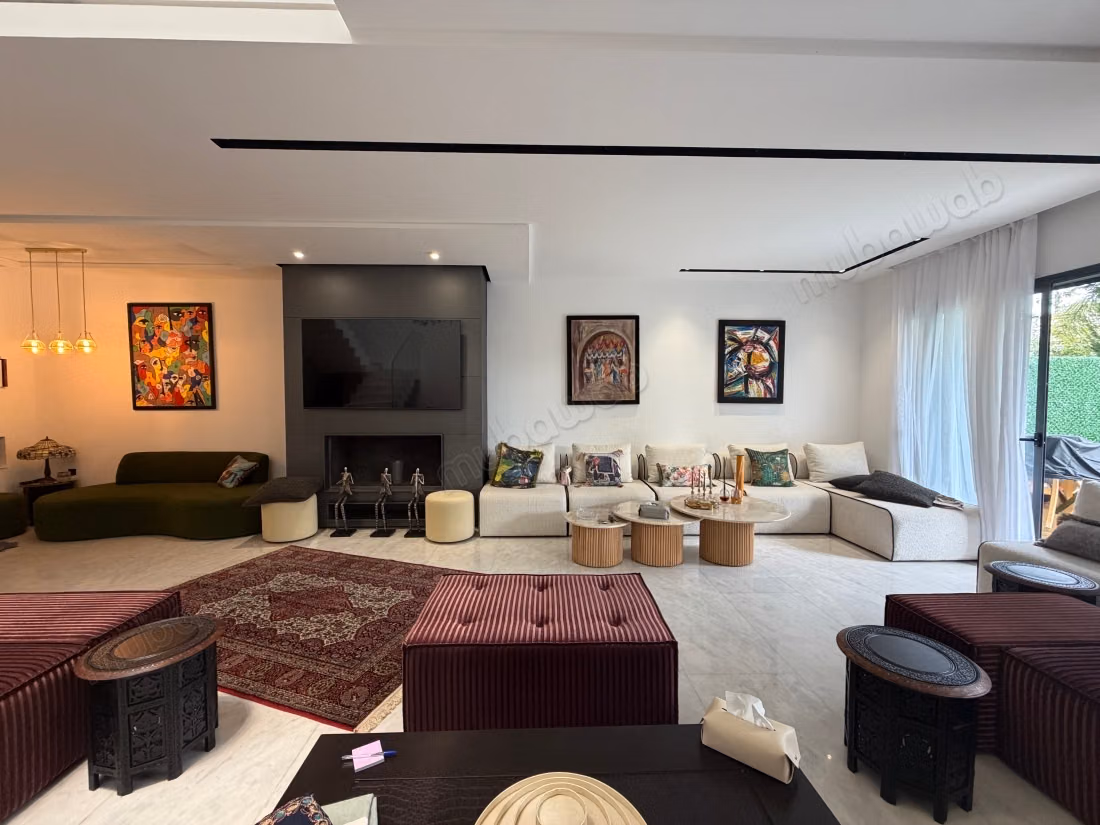Villa de luxe à louer meublé à Dar Bouazza