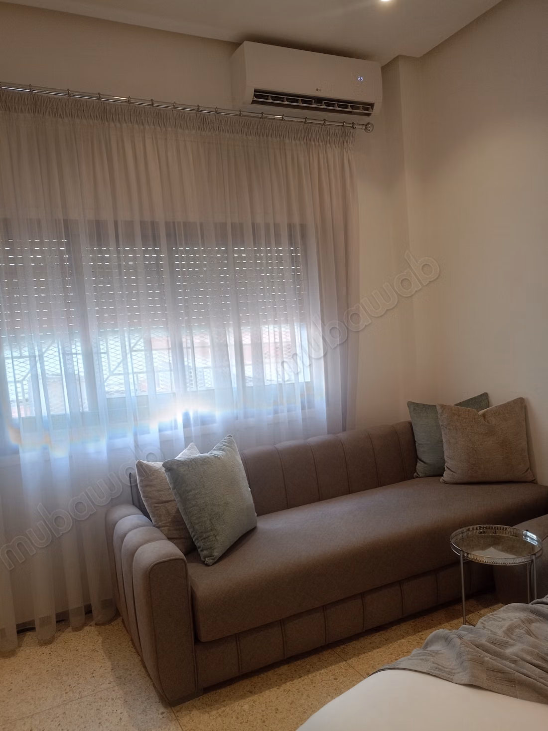 Très bel appartement en location à Agdal. 
1 chambre. 
Bien meublé