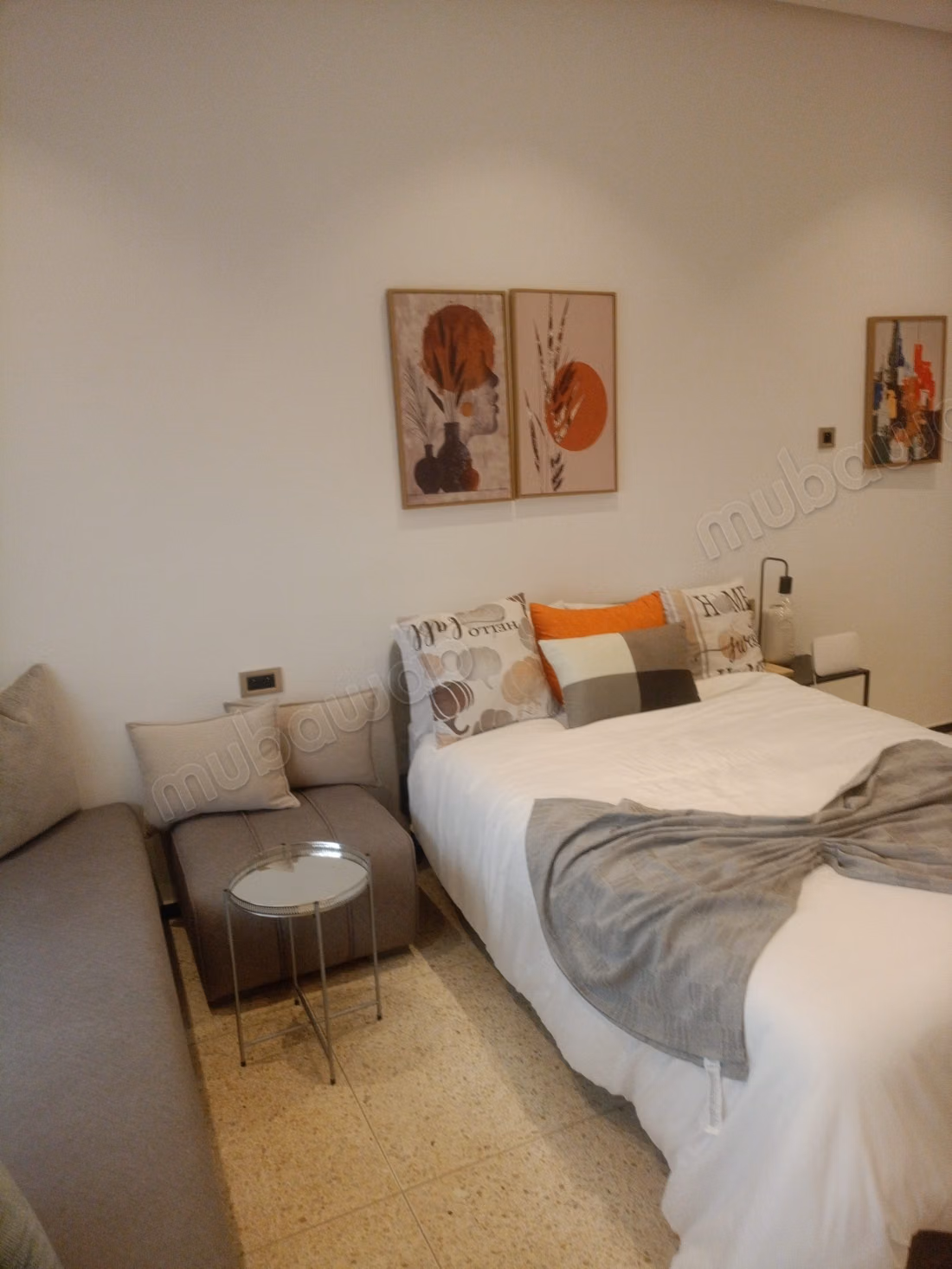 Très bel appartement en location à Agdal. 
1 chambre. 
Bien meublé