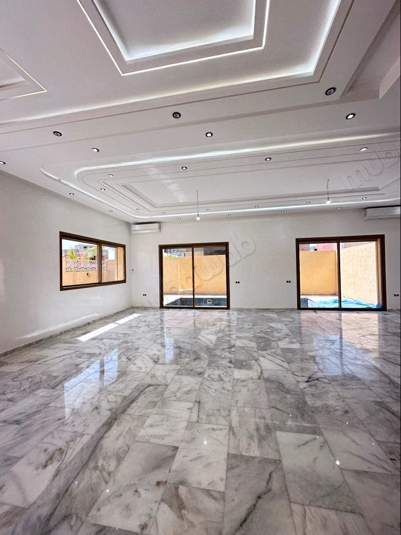 Magnificent villa for sale in Targa