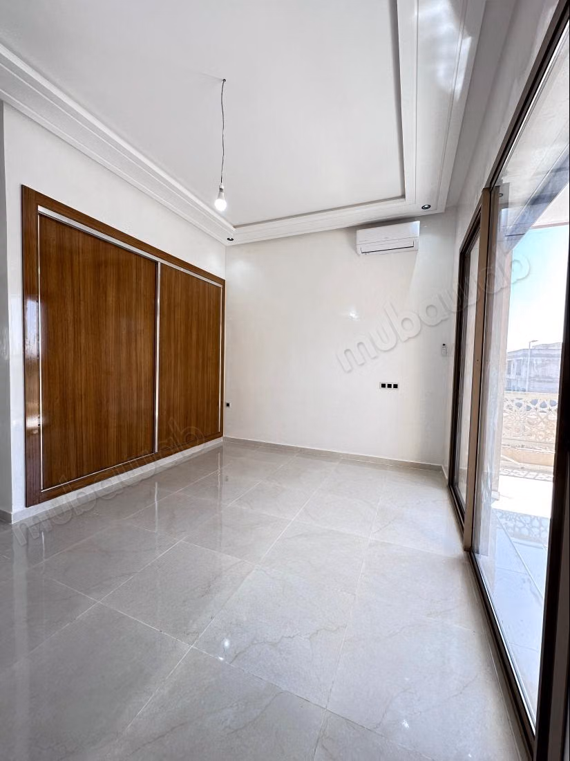 Magnificent villa for sale in Targa