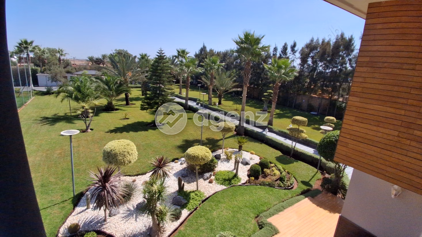 Villa for sale 6,000 m², 3 bedrooms Bouskoura Bouskoura