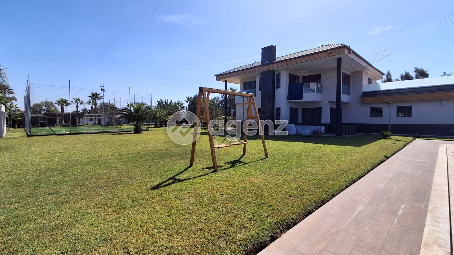 Villa for sale 6,000 m², 3 bedrooms Bouskoura Bouskoura