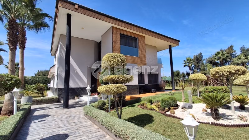 Villa for sale 6,000 m², 3 bedrooms Bouskoura Bouskoura