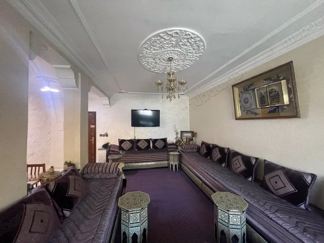 Appartement loyer meublé au plein centre ville à castilla