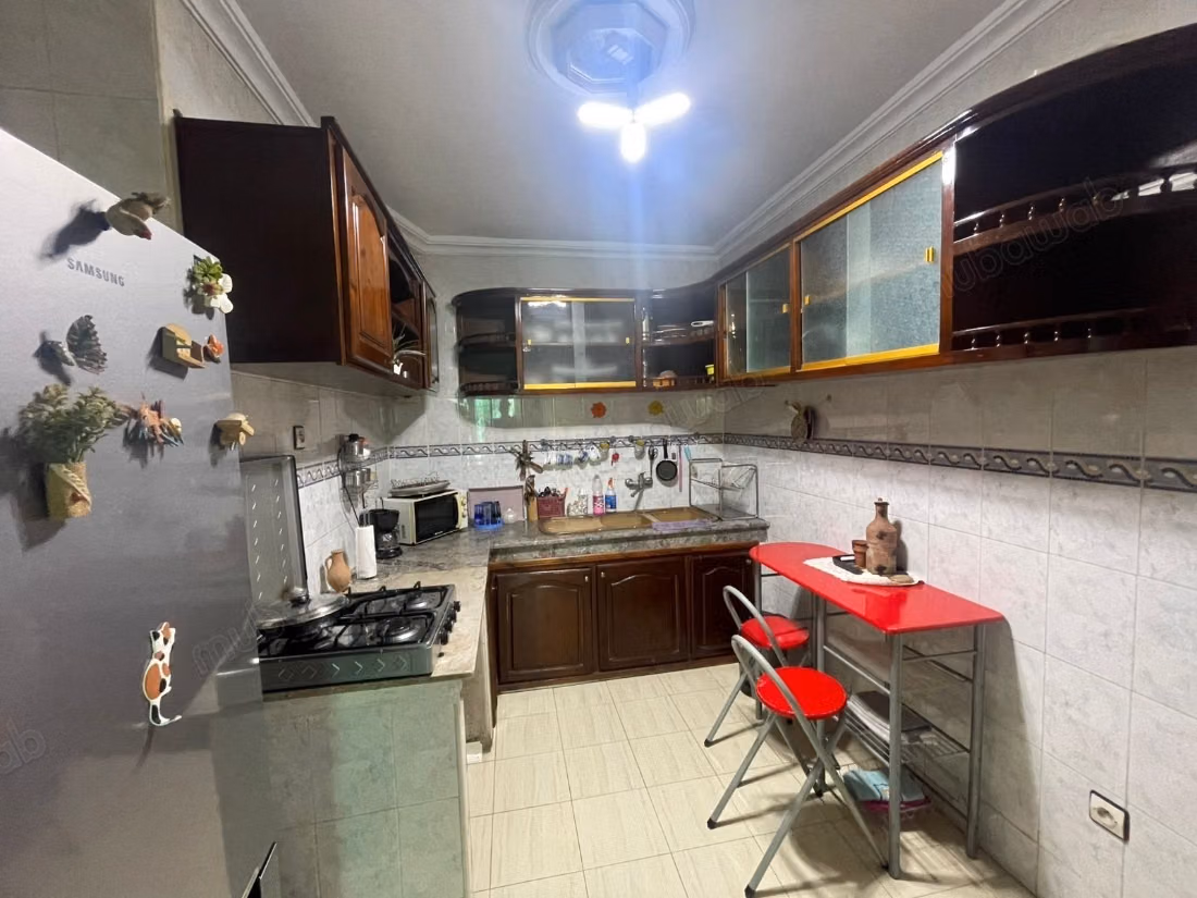Appartement loyer meublé au plein centre ville à castilla
