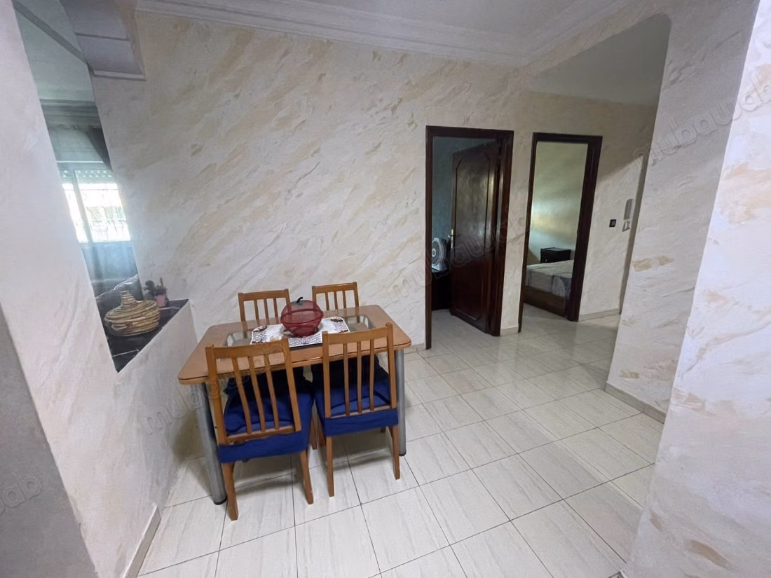 Appartement loyer meublé au plein centre ville à castilla