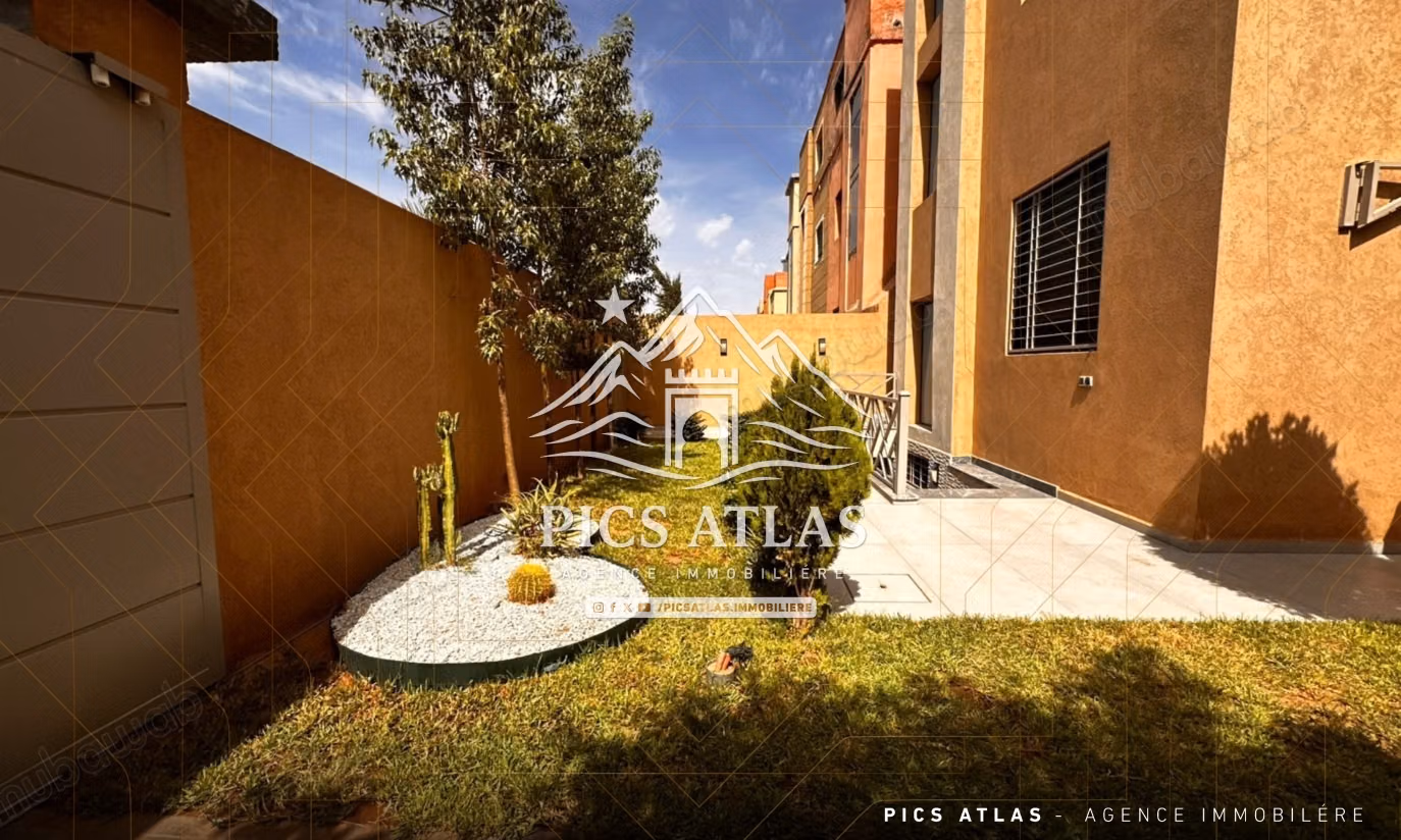 Villa for sale - Hay Targa - Pool & Beldi Hammam - Marrakech