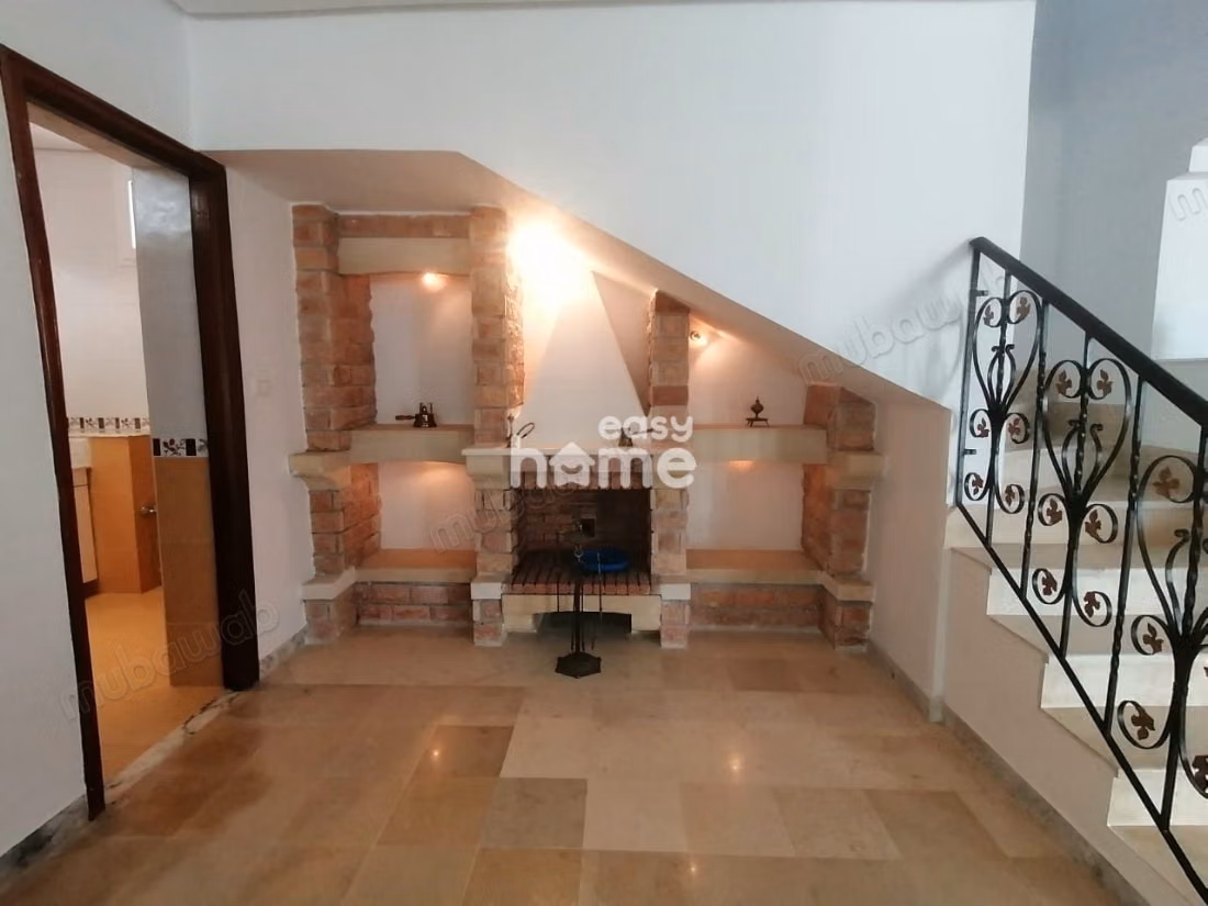 Villa de 280m² sur terrain de 475m²