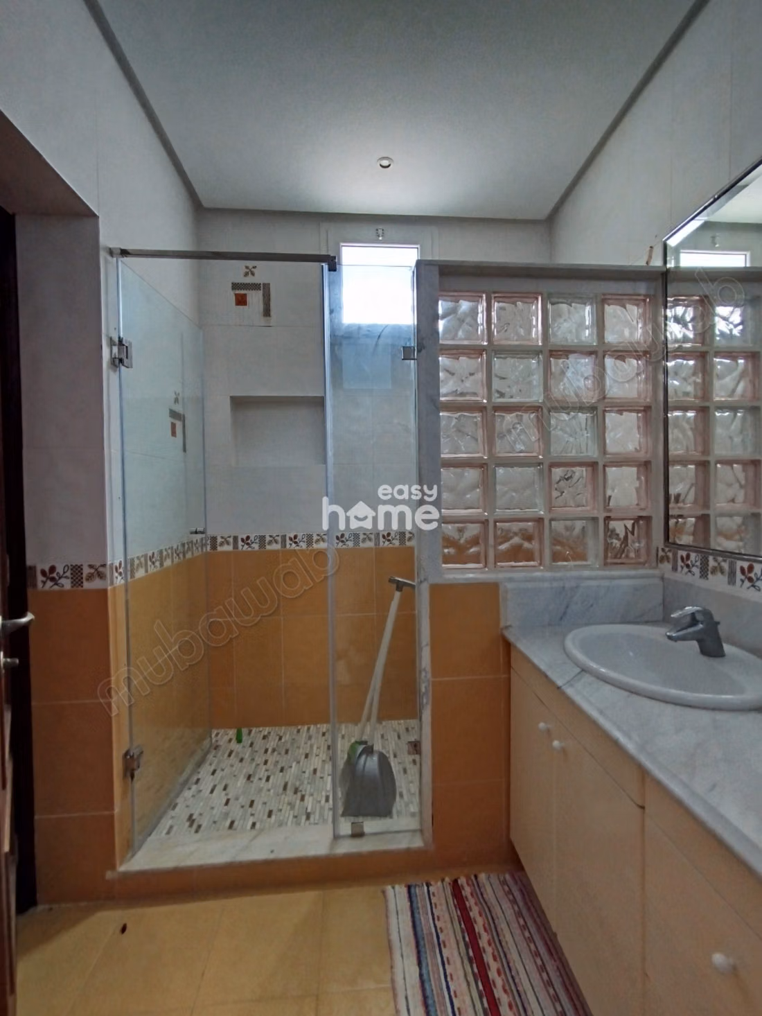 Villa de 280m² sur terrain de 475m²