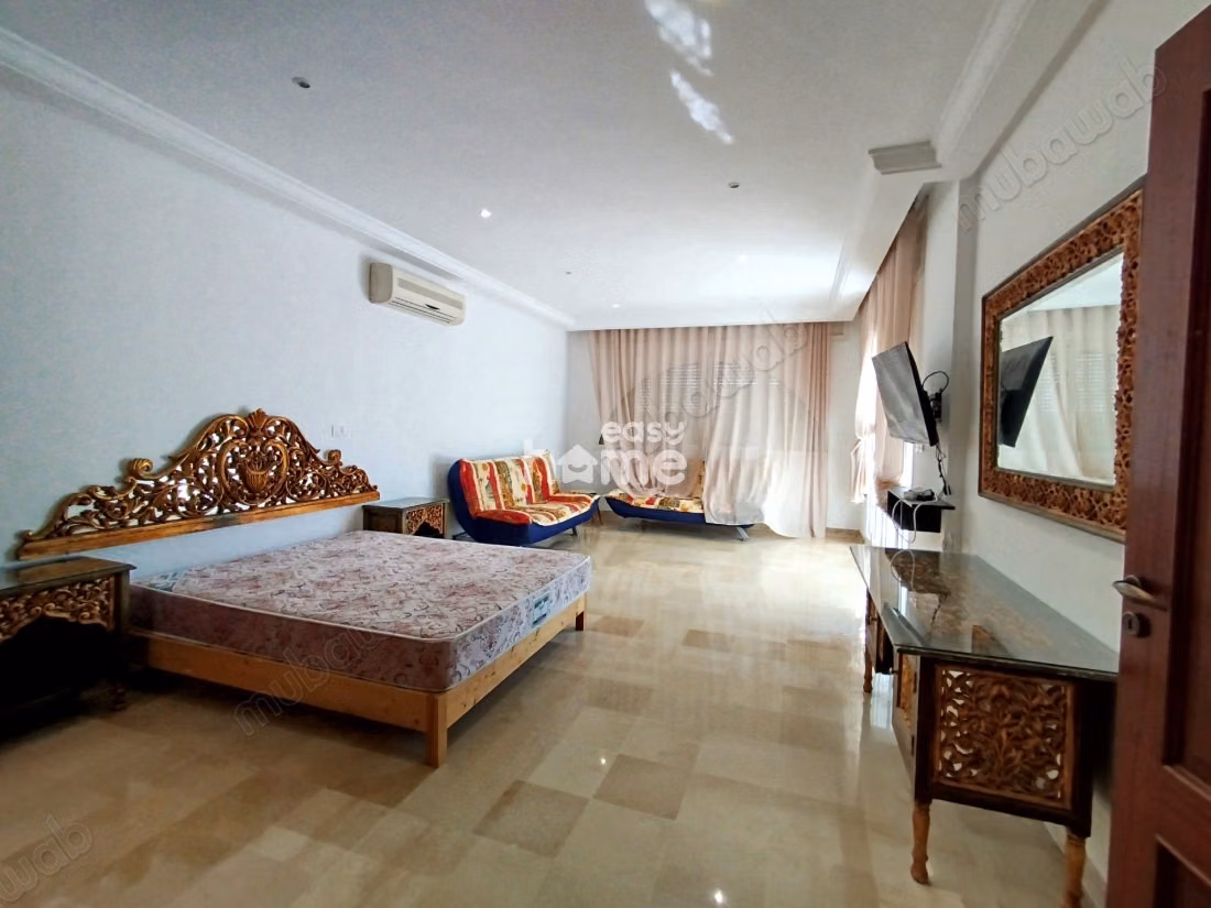 Villa de 280m² sur terrain de 475m²