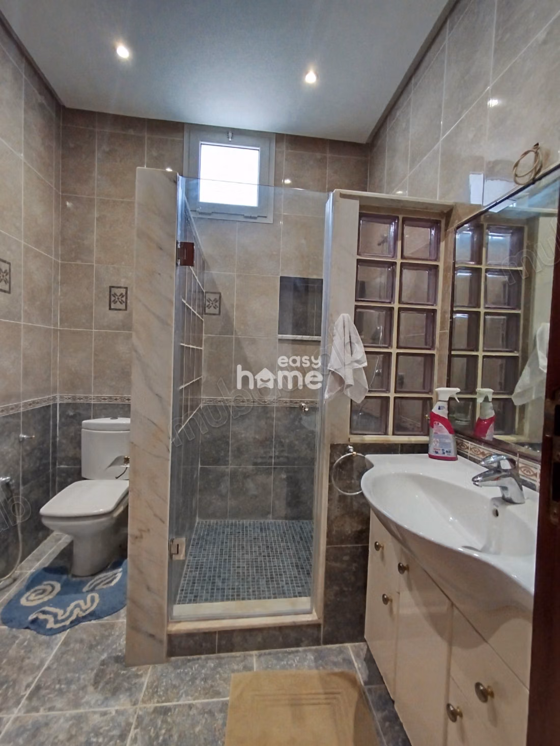Villa de 280m² sur terrain de 475m²