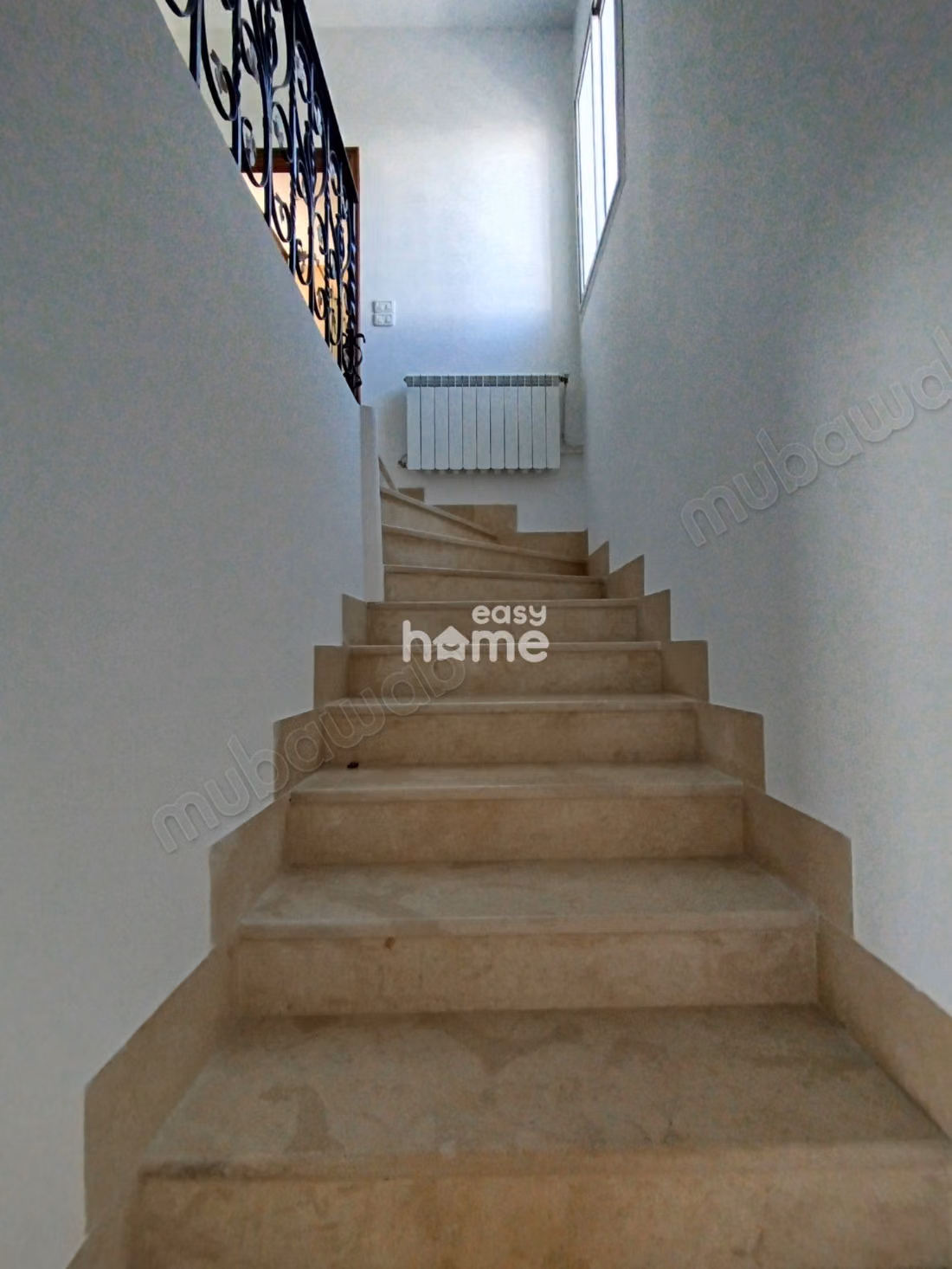 Villa de 280m² sur terrain de 475m²