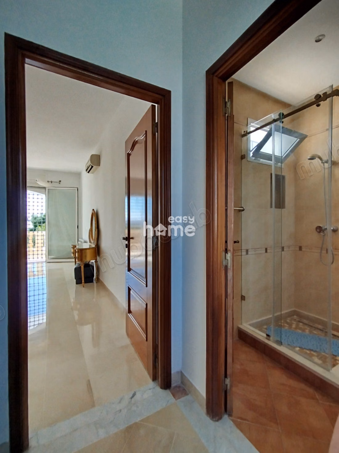 Villa de 280m² sur terrain de 475m²