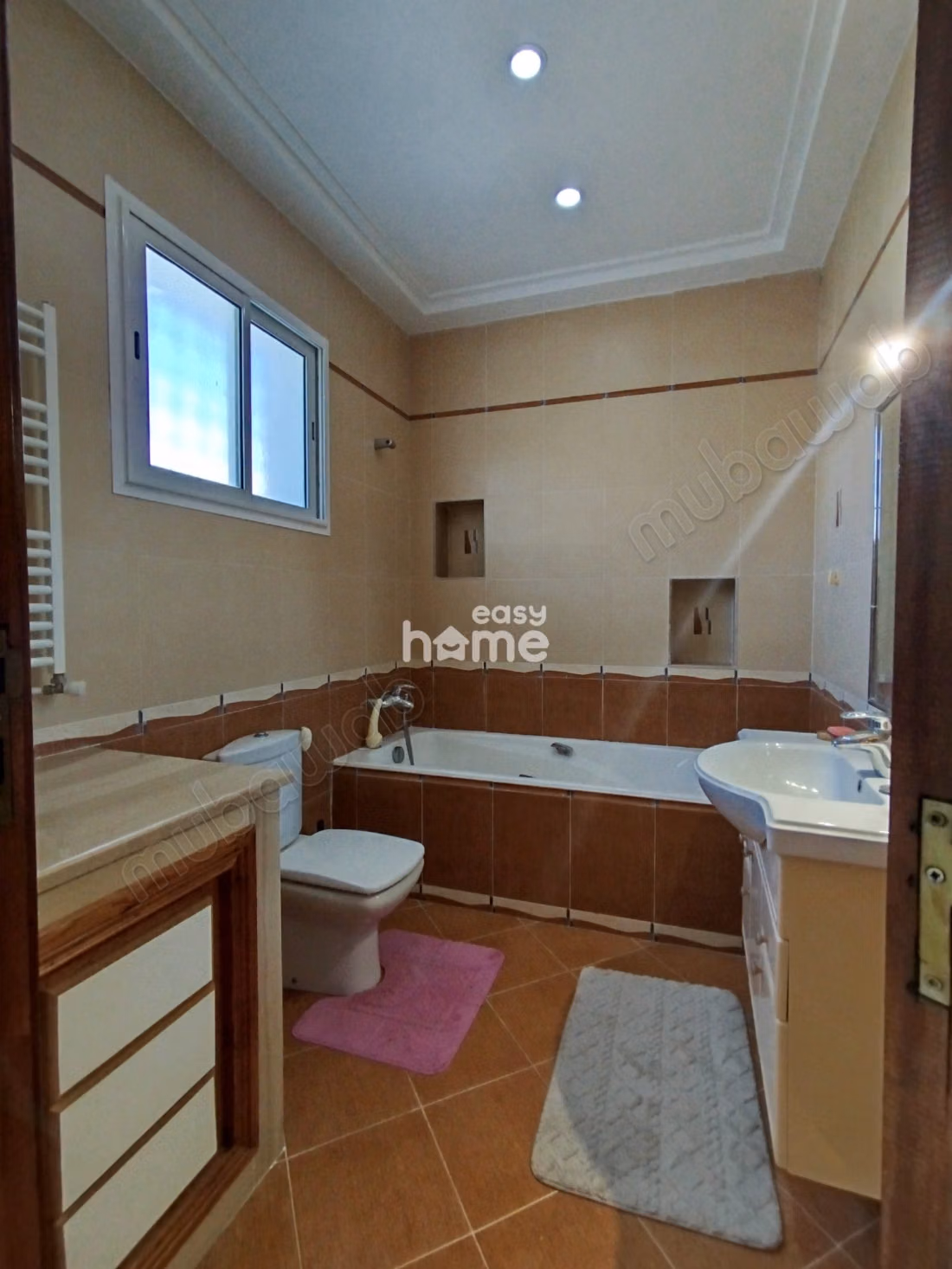 Villa de 280m² sur terrain de 475m²