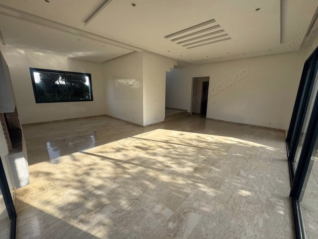 Modern villa with pool for sale - Dar Bouazza