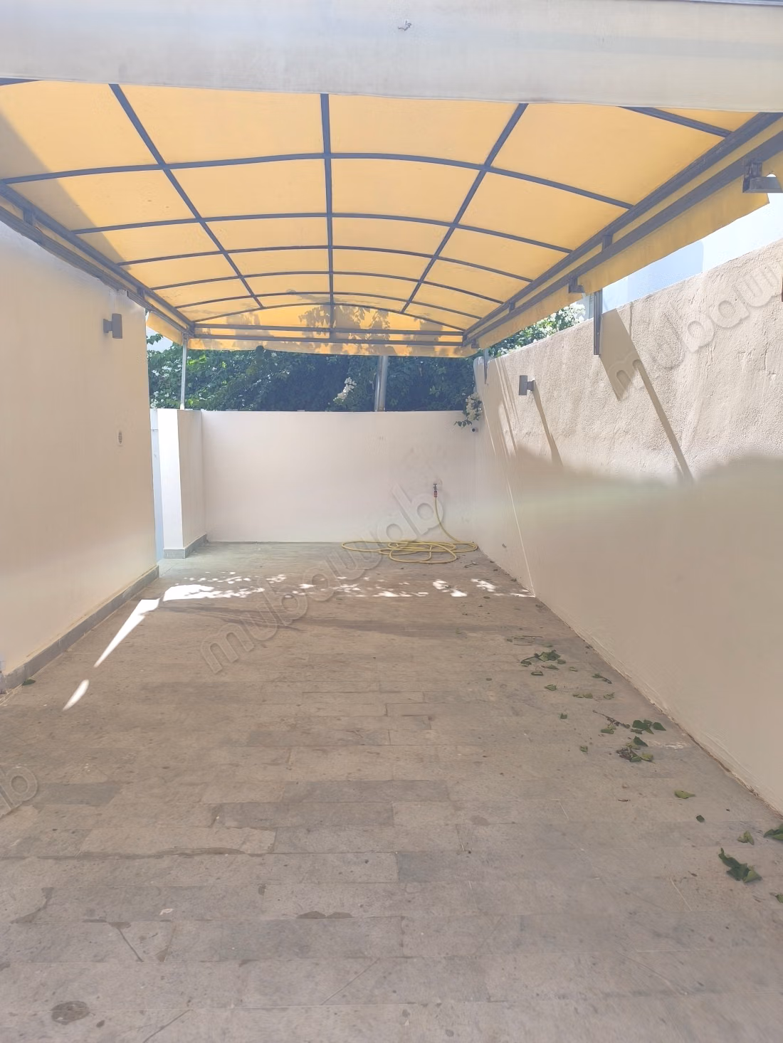 Magnifique villa à louer à la Marsa. 4 chambres agréables. Antenne parabolique, résidence sécurisée