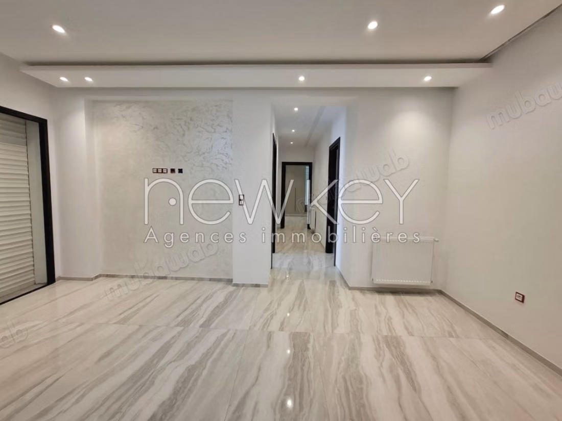 Appartement S2 à louer à La Soukra