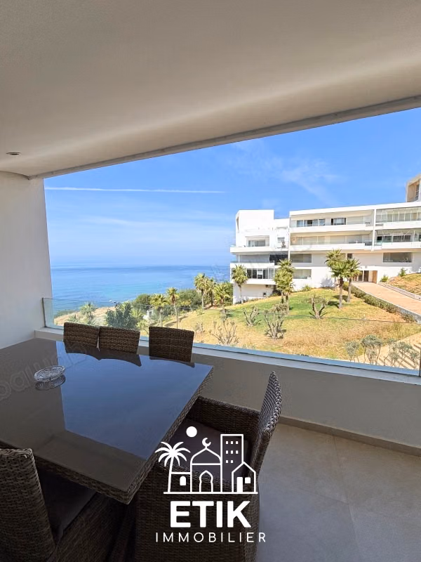 Exceptional Apartment with Sea View - 128 m²