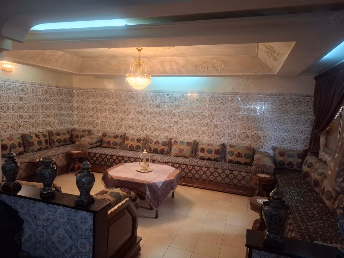 Sell apartment in Hensali. 3 beautiful rooms. Furnished