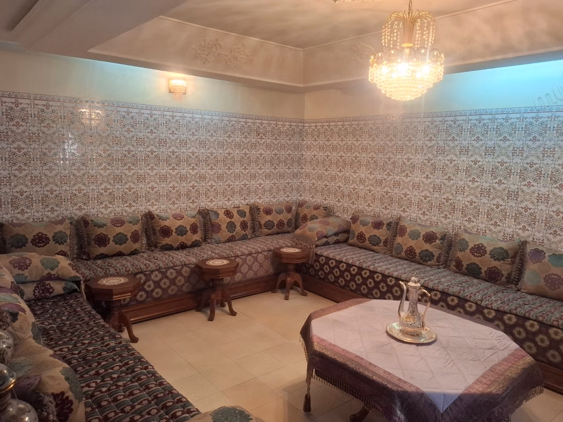 Sell apartment in Hensali. 3 beautiful rooms. Furnished